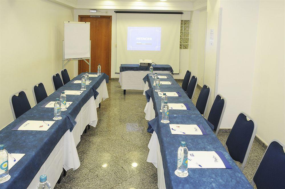Oft Plaza Oeste Hotel Goiânia Exterior foto